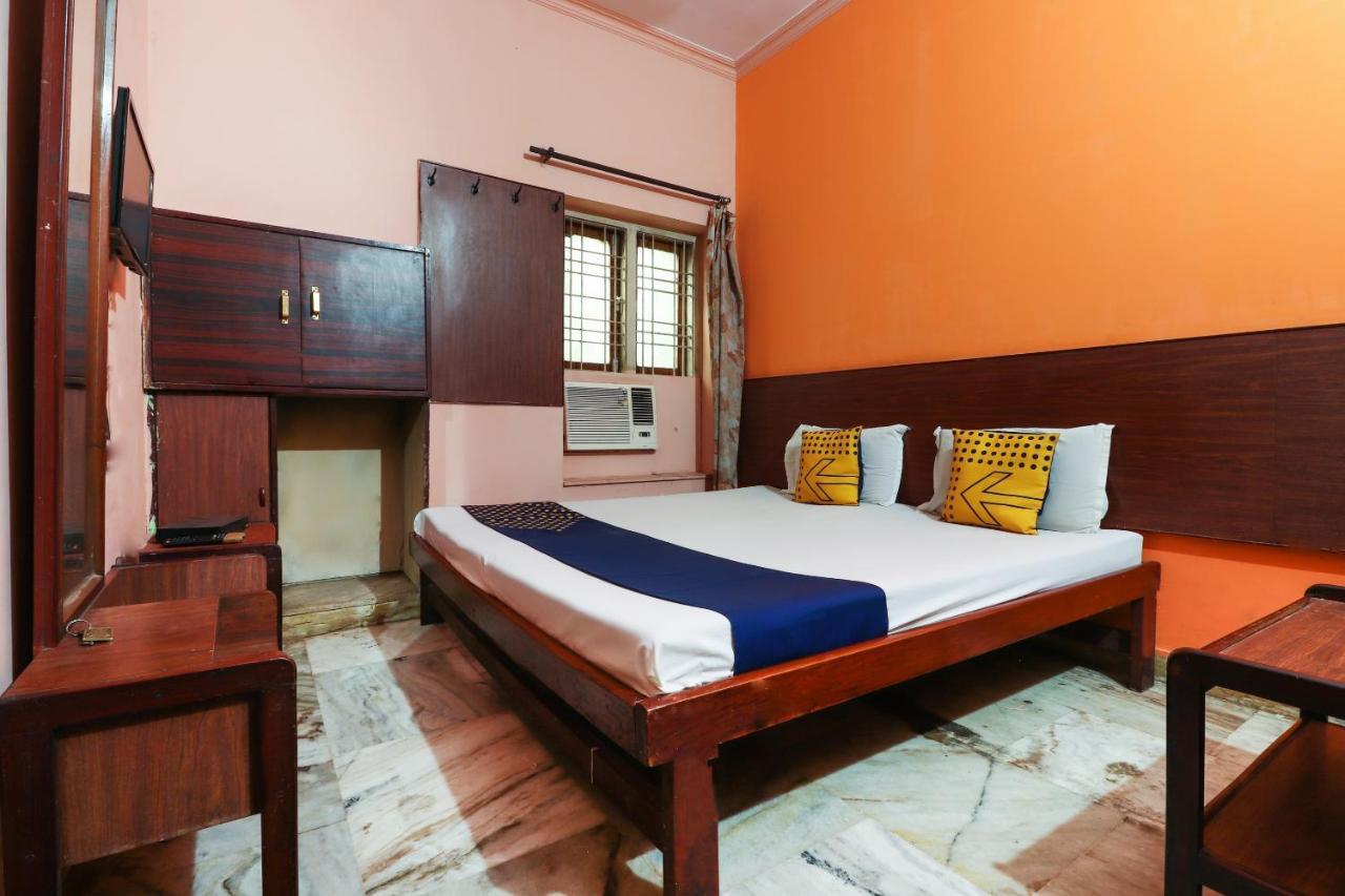 SPOT ON 62933 Jaiswal Guest House Hasanganj Extérieur photo