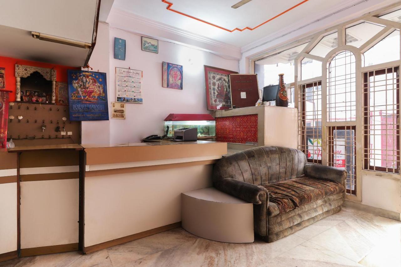 SPOT ON 62933 Jaiswal Guest House Hasanganj Extérieur photo