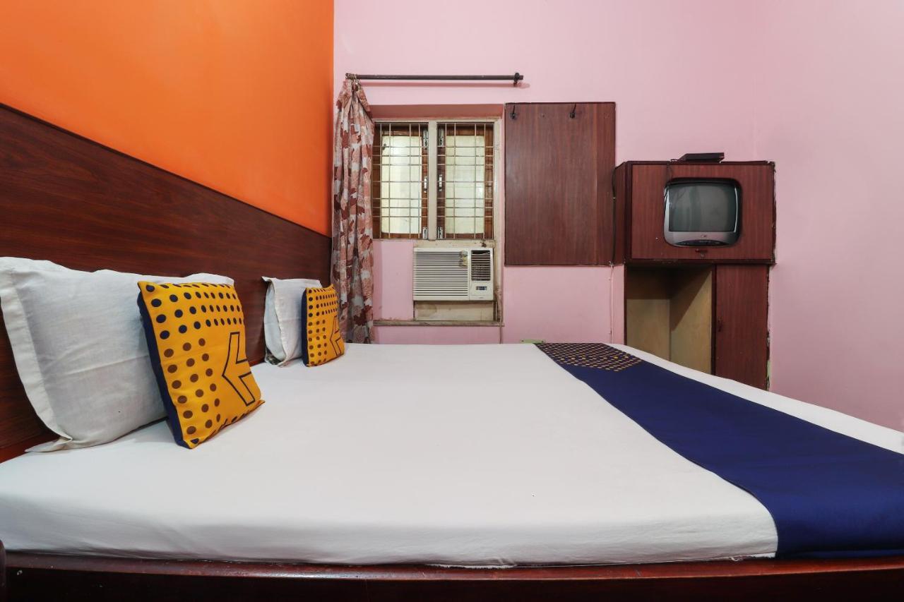 SPOT ON 62933 Jaiswal Guest House Hasanganj Extérieur photo