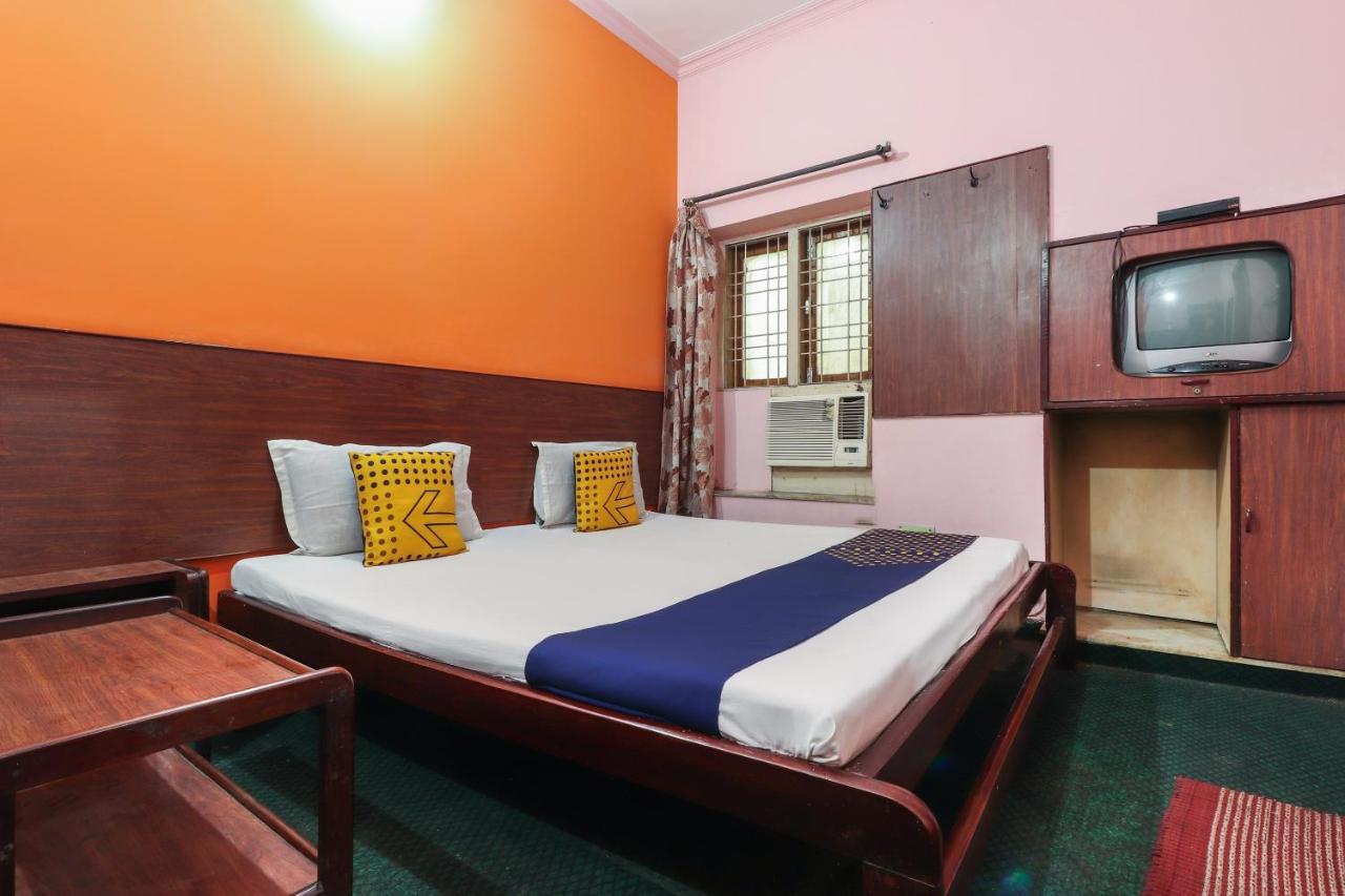 SPOT ON 62933 Jaiswal Guest House Hasanganj Extérieur photo