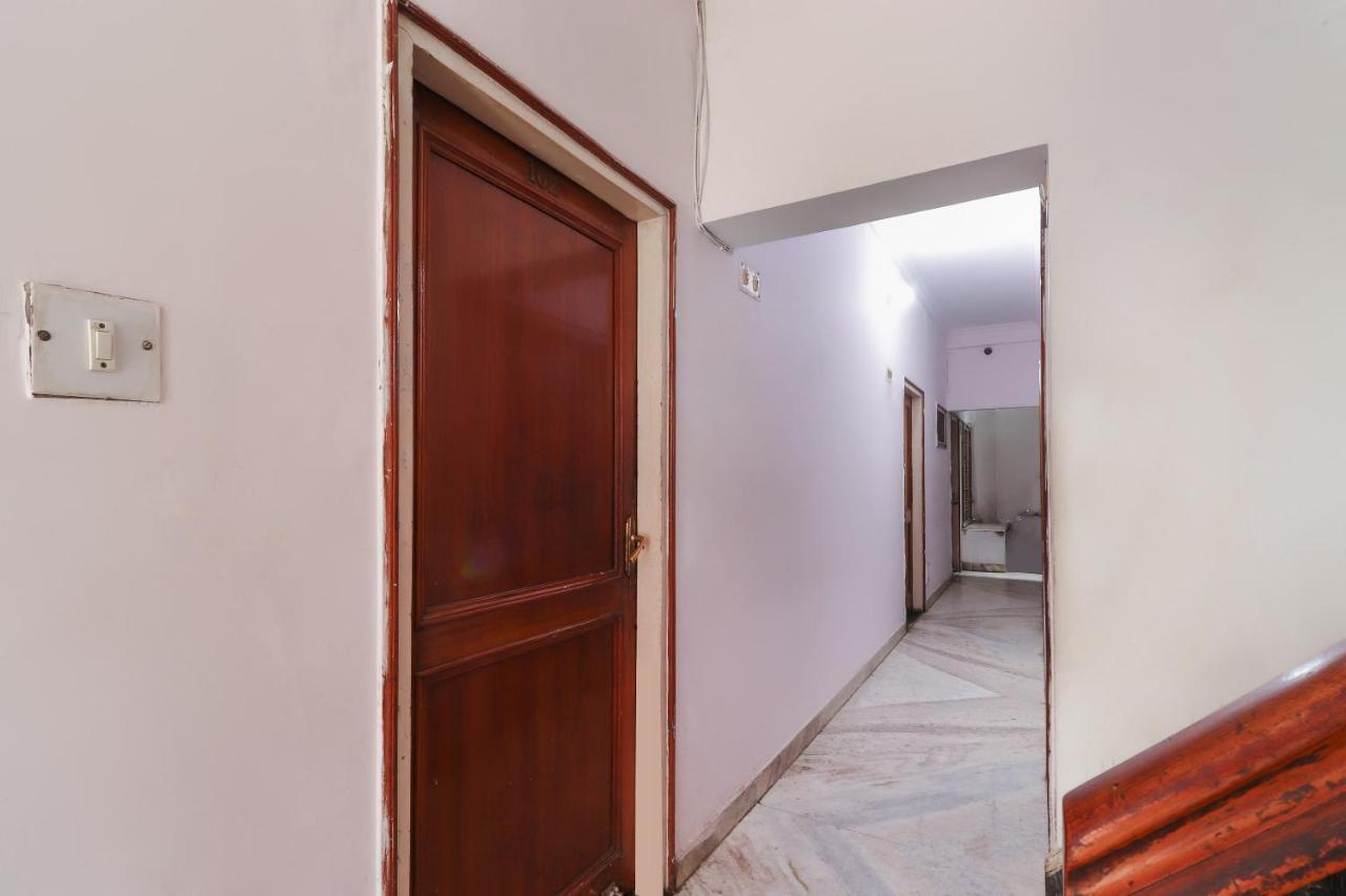 SPOT ON 62933 Jaiswal Guest House Hasanganj Extérieur photo